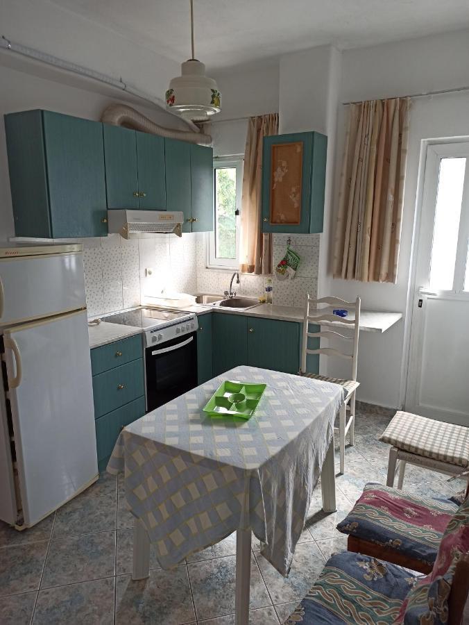 Anastasia - Efthimios Apartments Agios Konstantinos  Bagian luar foto
