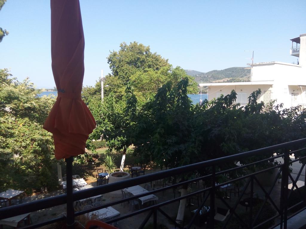 Anastasia - Efthimios Apartments Agios Konstantinos  Bagian luar foto
