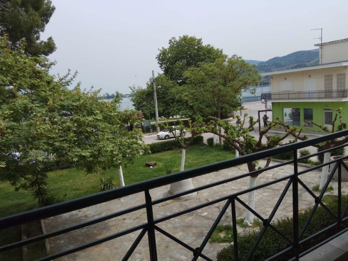 Anastasia - Efthimios Apartments Agios Konstantinos  Bagian luar foto