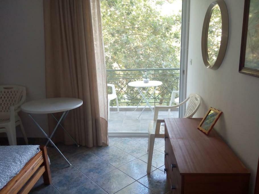 Anastasia - Efthimios Apartments Agios Konstantinos  Bagian luar foto
